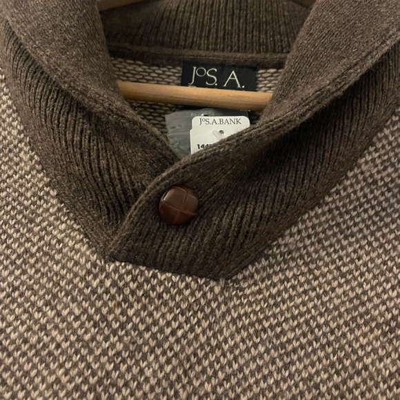 Lambs Wool Jos. A. Bank executive collection Brown V-Neck Sweater - Picture 3 of 5